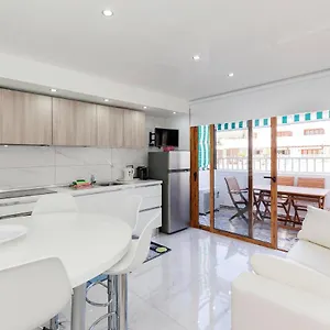 apartamento-sara-en-torviscas-bajo.tenerifehoteles.net/